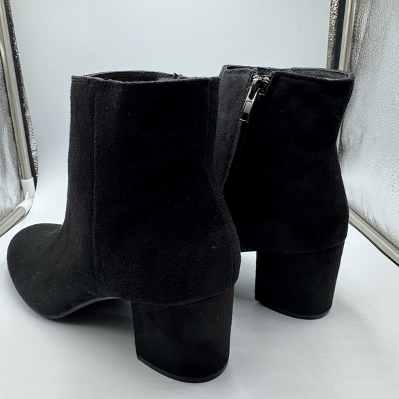 Rebel by Zigi Suede Ankle Booties Black 8 - Picture 2 of 4